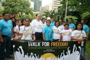Walk for Freedom Campaign, 2012 Cecilia Oebanda with Nick Grono of Walk Free, Philippine Secretary of Justice Leila de Lima, and Secretary of Social Welfare and Development Dinky Soliman